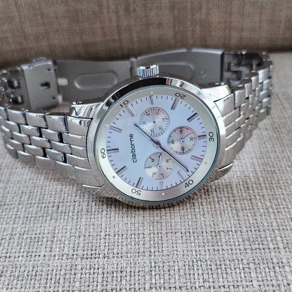 Liz Claiborne Men Wristwatch Silver Tone Multi Functional Analog Watch Read desc - Picture 4 of 12